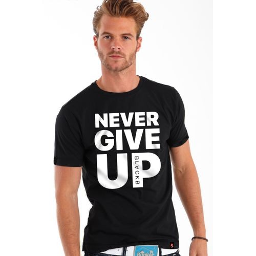 T-shirt - Noir - Never Give Up